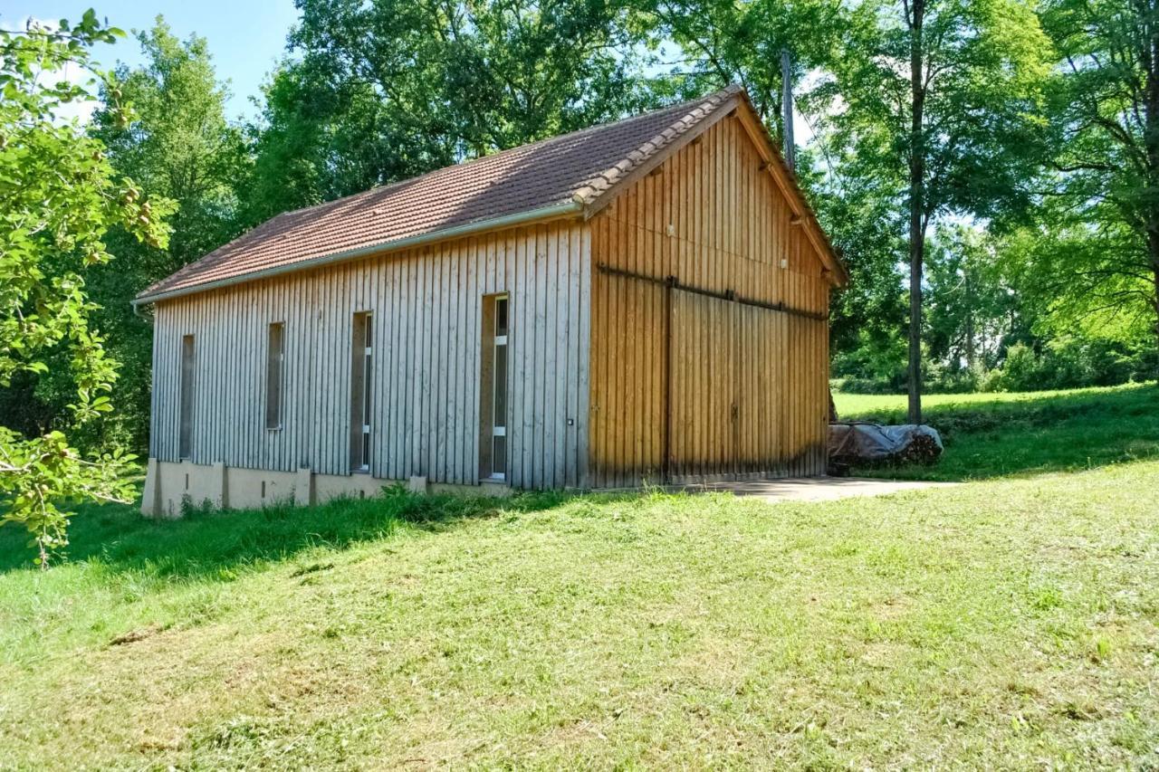 Ancienne Sechoir A Tabac Idealement Place A Limeuil Pour 4 Dans La Nature Vila Exterior foto