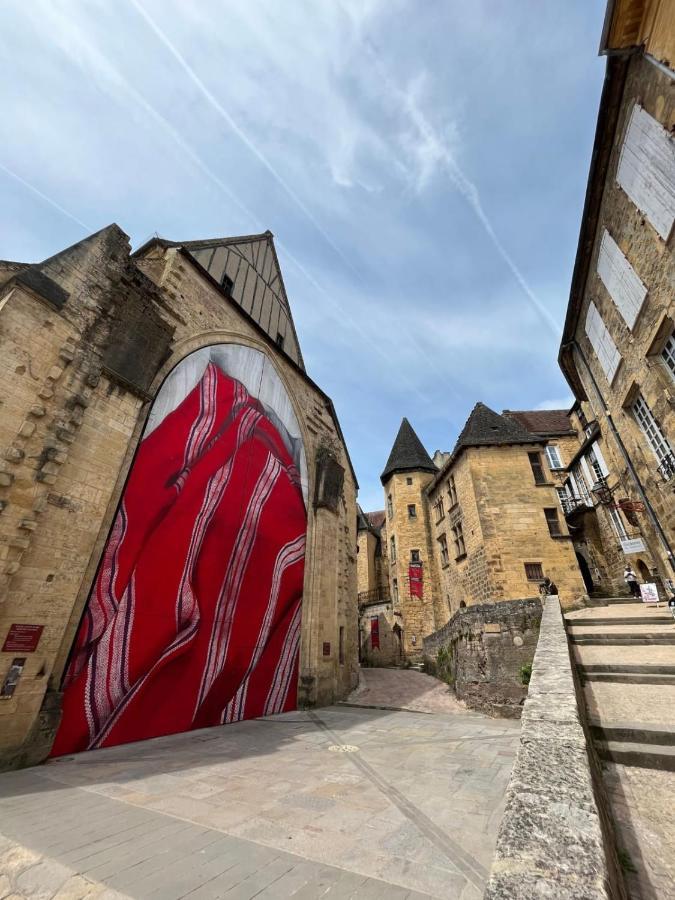 Ancienne Sechoir A Tabac Idealement Place A Limeuil Pour 4 Dans La Nature Vila Exterior foto